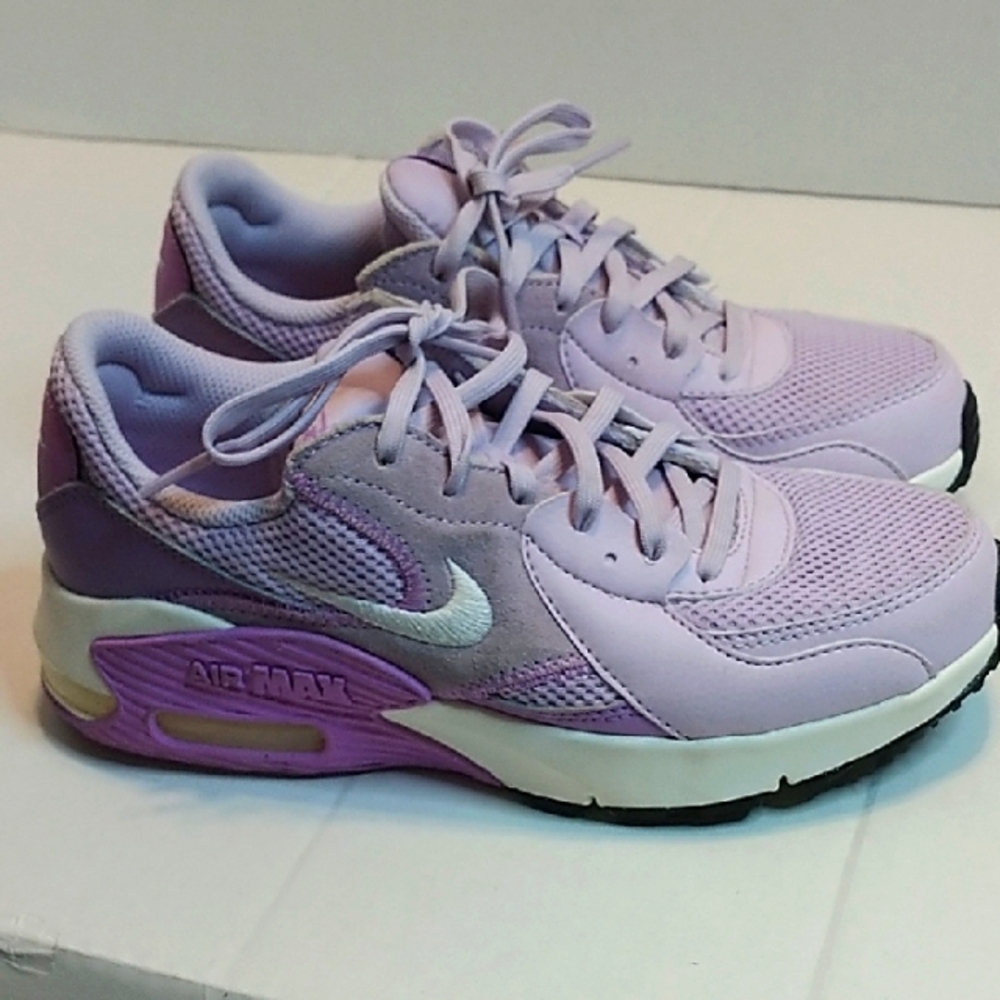 Nike Women's Air Max Purple Sneakers Size 6.5